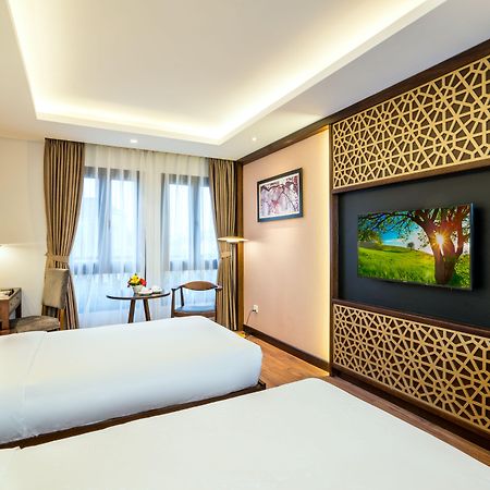 Conifer Grand Hotel Hanoi Kültér fotó