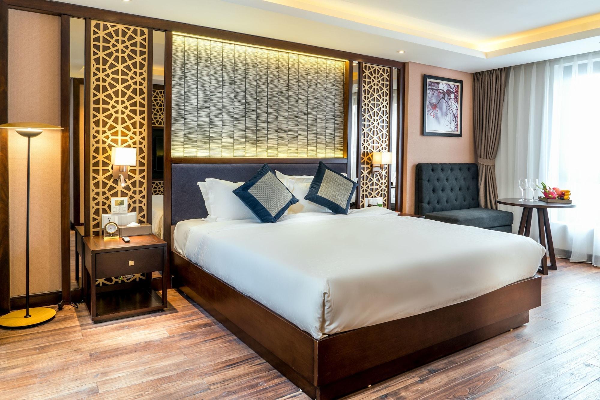 Conifer Grand Hotel Hanoi Kültér fotó